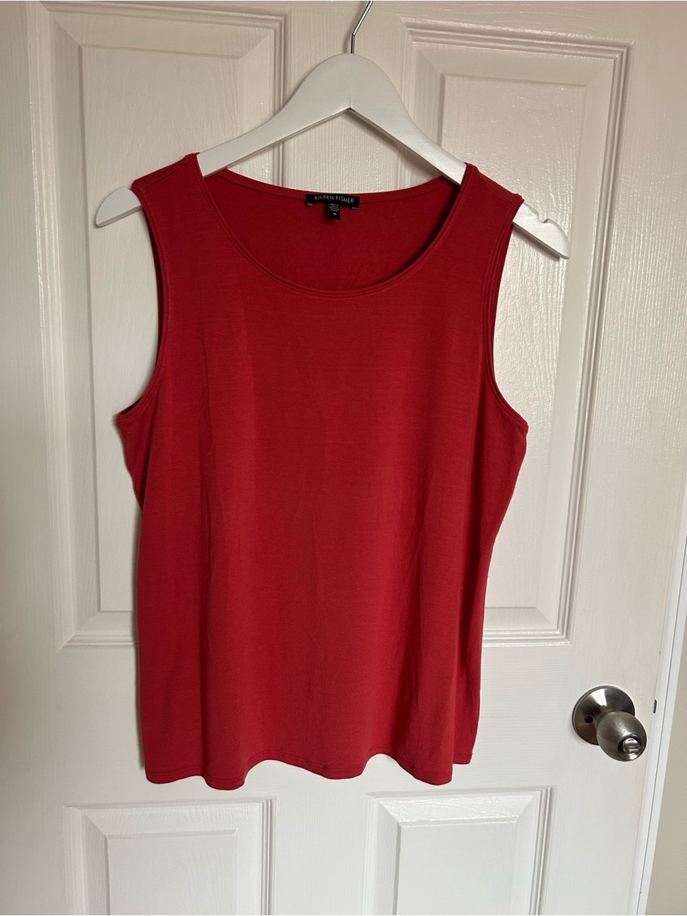 Eileen Fisher M Red Scoop Neck Knit Tank 92% Rayon Stretch Jersey Poppy Layering